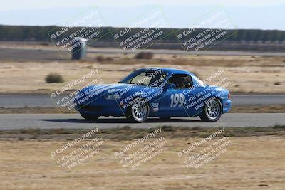 media/Nov-17-2024-CalClub SCCA (Sun) [[5252d9c58e]]/Around the Pits/